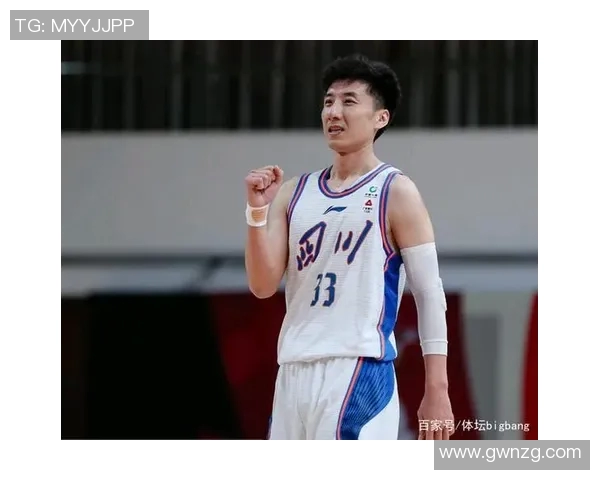 韩硕:从篮球场上的新星到职业生涯的多重挑战与成长之路 韩硕:从篮球场上的新星到职业生涯的多重挑战与成长之路