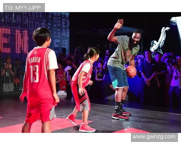 哈登与小球迷的温馨互动瞬间展现篮球魅力与梦想的交汇