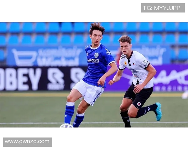 罗达与登博思的巅峰对决谁能在赛场上笑到最后