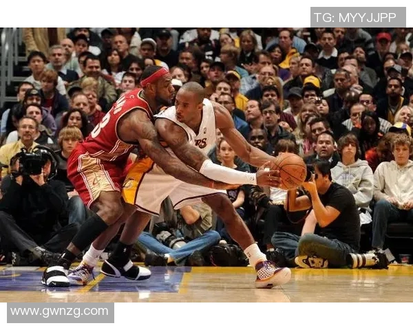 骑士与爵士的巅峰对决谁能在赛场上笑到最后 骑士与爵士的巅峰对决谁能在赛场上笑到最后