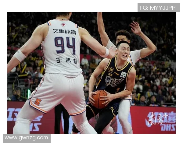 CBA精彩对决广东队与上海队全场比赛视频回顾与精彩瞬间分析