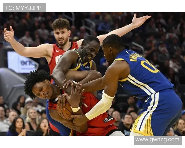 勇士与小牛2015至2016赛季精彩对决回顾与分析