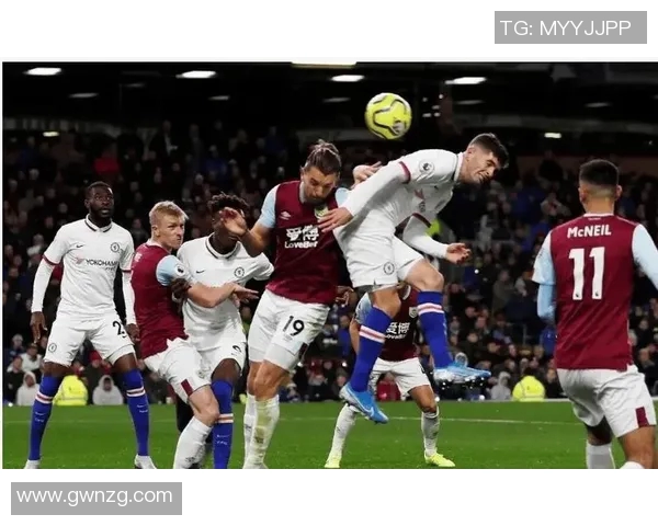 格拉夫夏普与坎布尔的激烈对决揭示足球战术的精彩较量与球队实力的较近差距