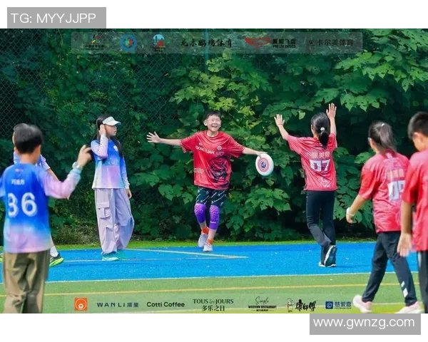 广州飞盘队与重庆飞盘队赛后技术分析与战术复盘探讨 广州飞盘队与重庆飞盘队赛后技术分析与战术复盘探讨