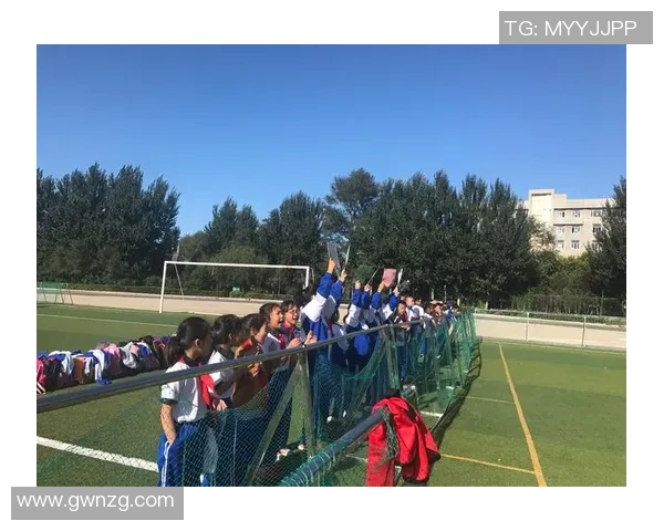 李秀英亲授街舞技巧与心得体会助你舞出自我风格