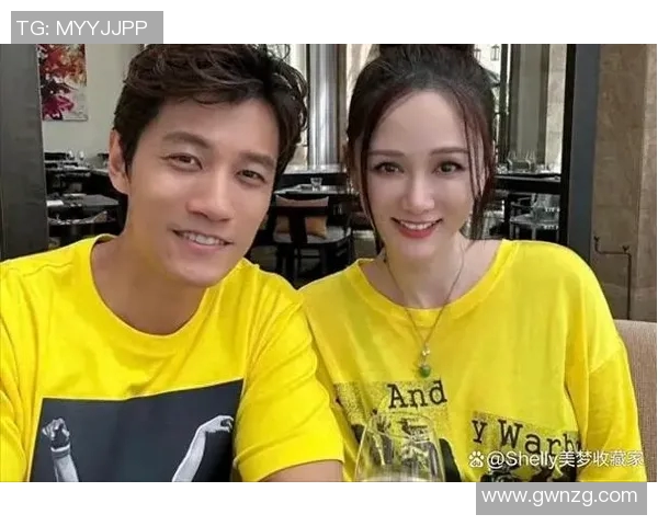 篮球明星甜蜜接吻瞬间曝光引发粉丝热议和羡慕不已的浪漫故事